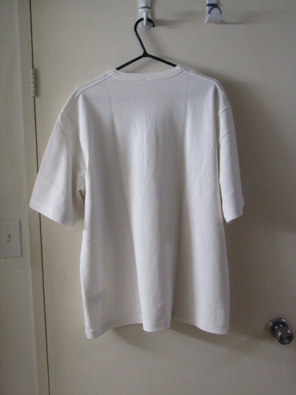 Uniqlo Dry waffle Henley neck Short - Sleeve T-Shirt - XL - Picture 3 of 6
